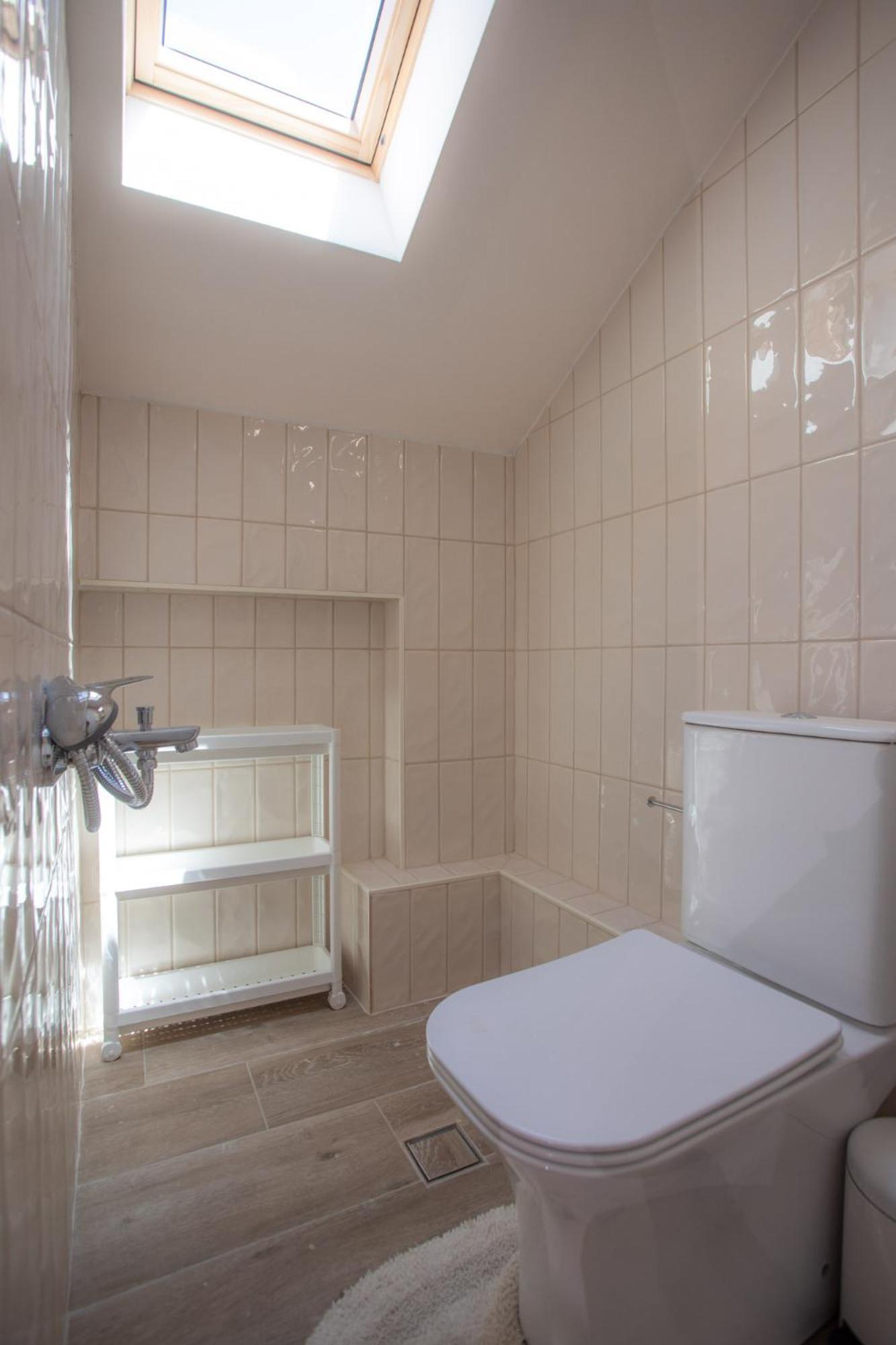 Isida - Cozy Sea Walk Lodge With Private Garden Nea Makri Ngoại thất bức ảnh